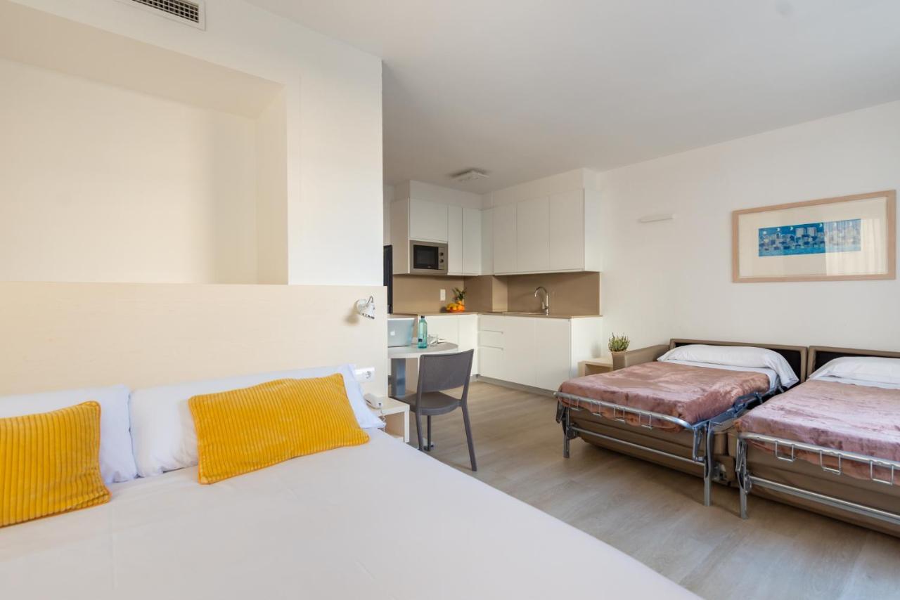 Atenea Park Suites & Apartments Vilanova i la Geltrú Εξωτερικό φωτογραφία