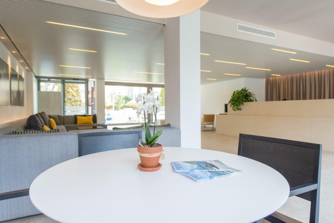 Atenea Park Suites & Apartments Vilanova i la Geltrú Εξωτερικό φωτογραφία