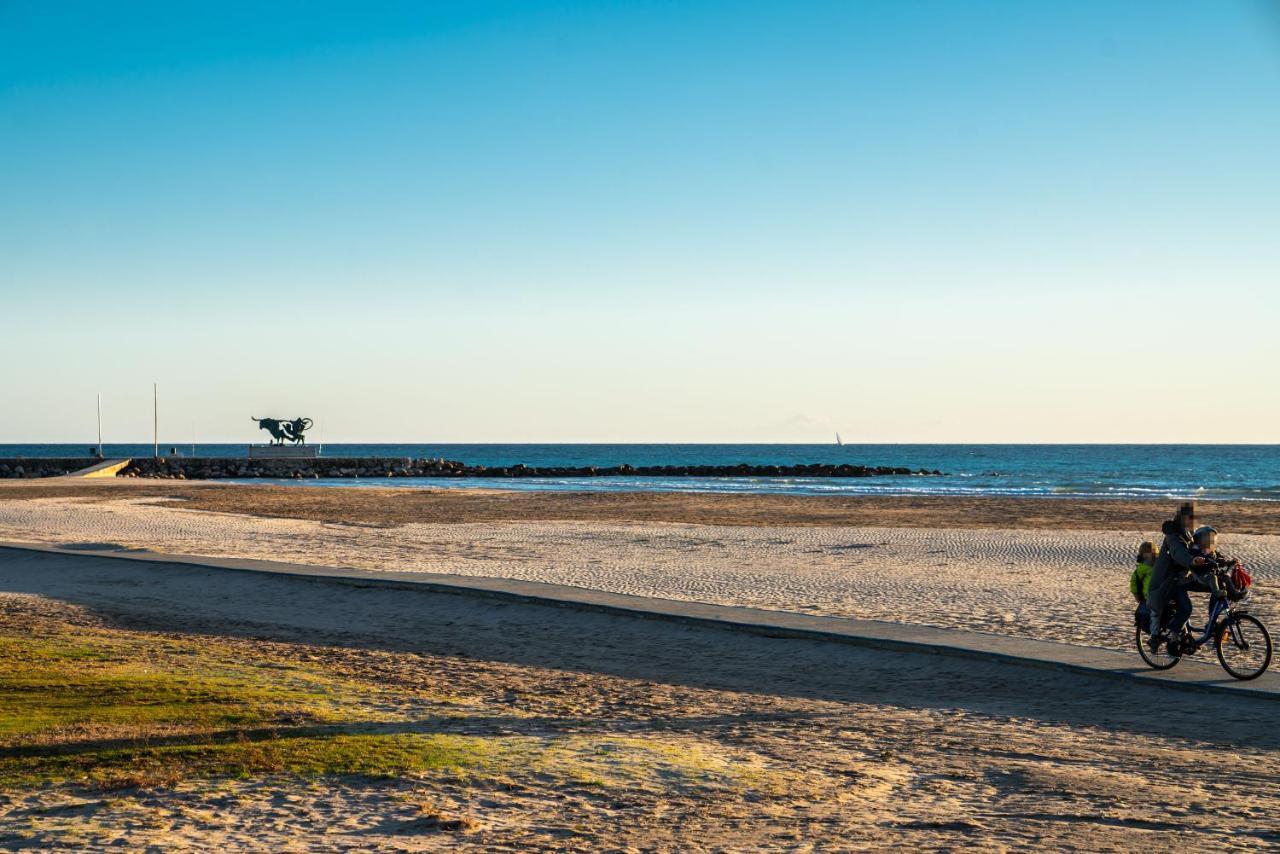 Atenea Park Suites & Apartments Vilanova i la Geltrú Εξωτερικό φωτογραφία